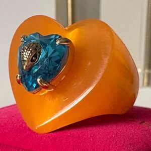 Kurt Geiger Resin Eagle Heart Ring